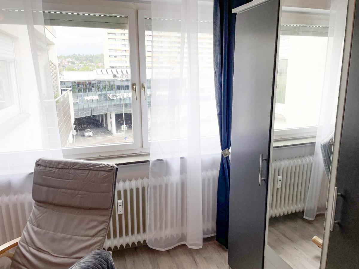 Perfekte 1,5 Wohnung Zentral In Leonberg Gegenueber Einkaufzentrum Luaran gambar