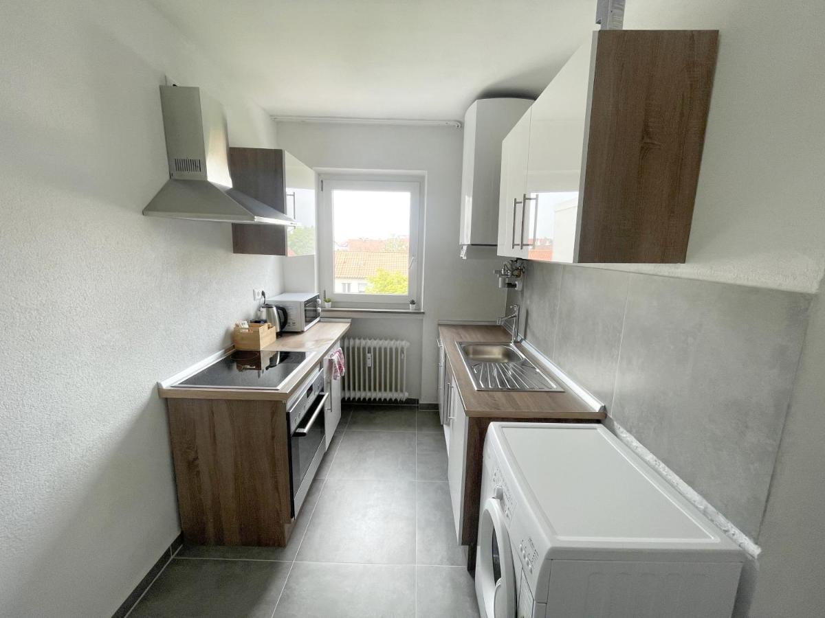 Perfekte 1,5 Wohnung Zentral In Leonberg Gegenueber Einkaufzentrum Luaran gambar